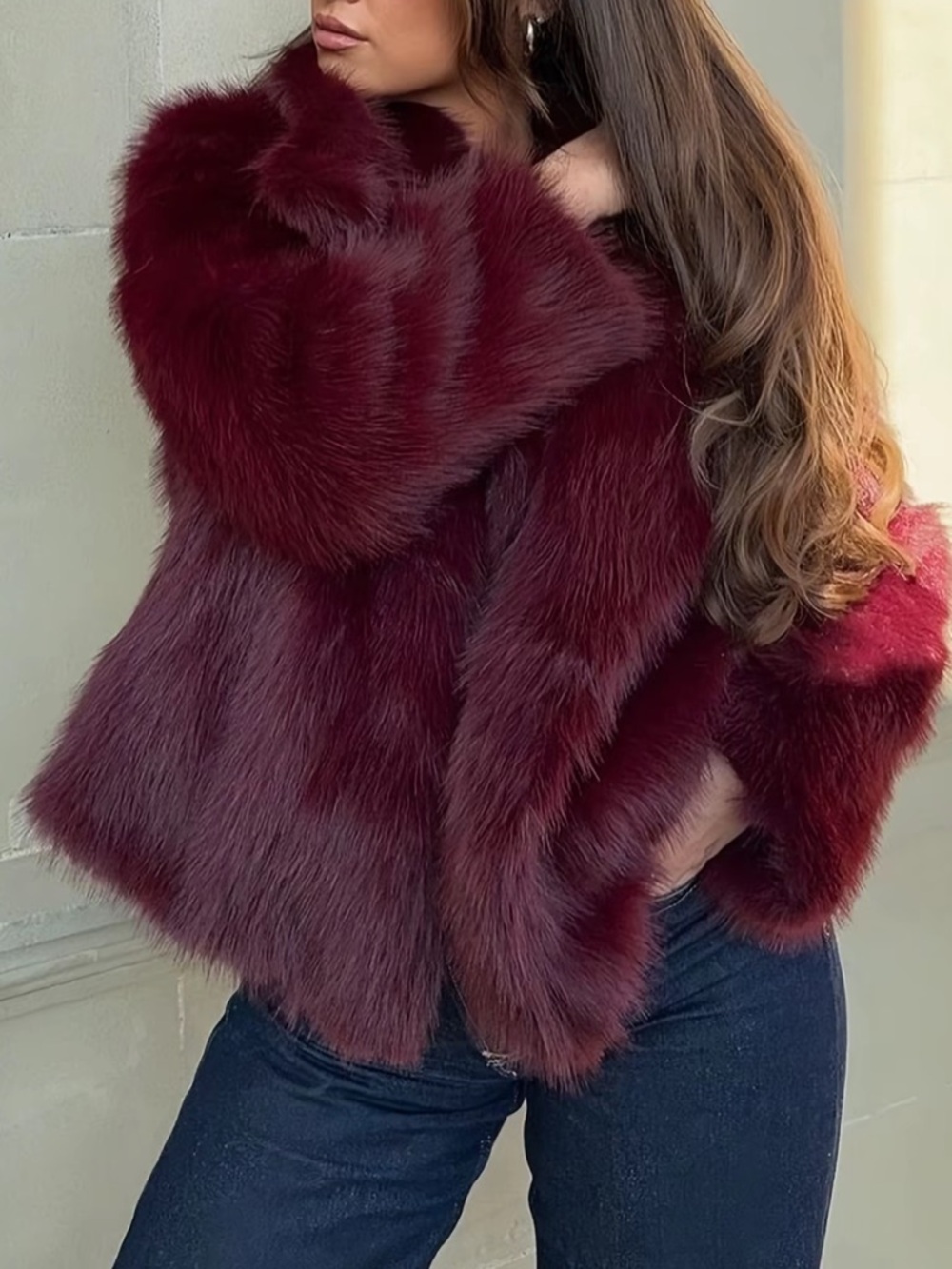 Burgundy Faux Fur Cropped Jacket - L - Picture 3 of 9